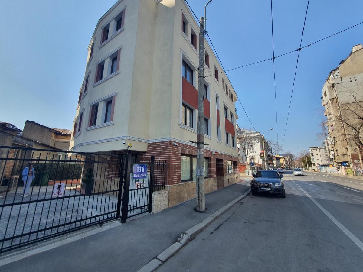 Dacia Residence Apartments Boekarest Buitenkant foto